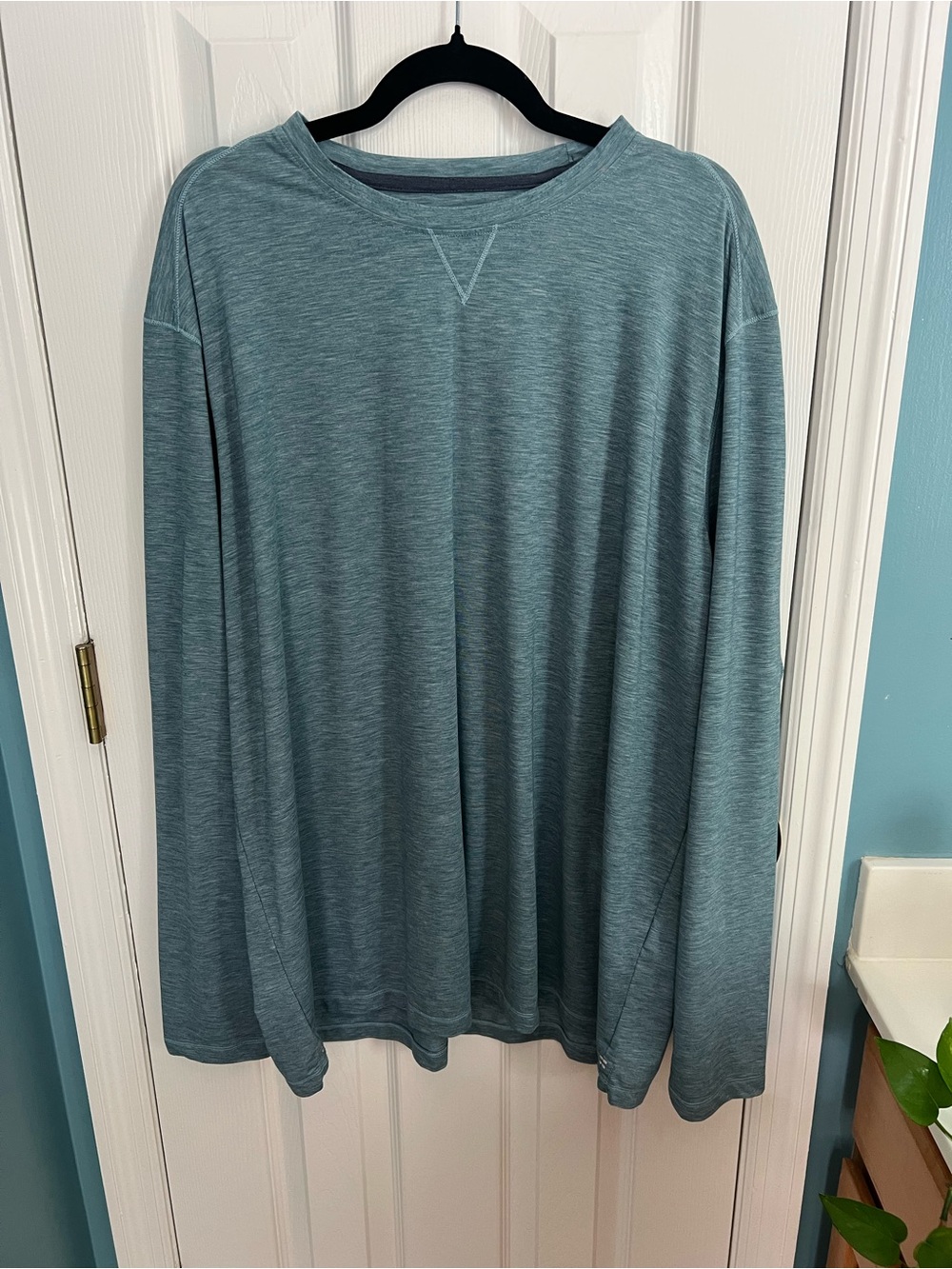 johnnie-O Men's Crewneck Jersey in Blue-Green UPF 50